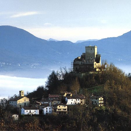 Casavacanzedezza Montecalvo Versiggia Dış mekan fotoğraf