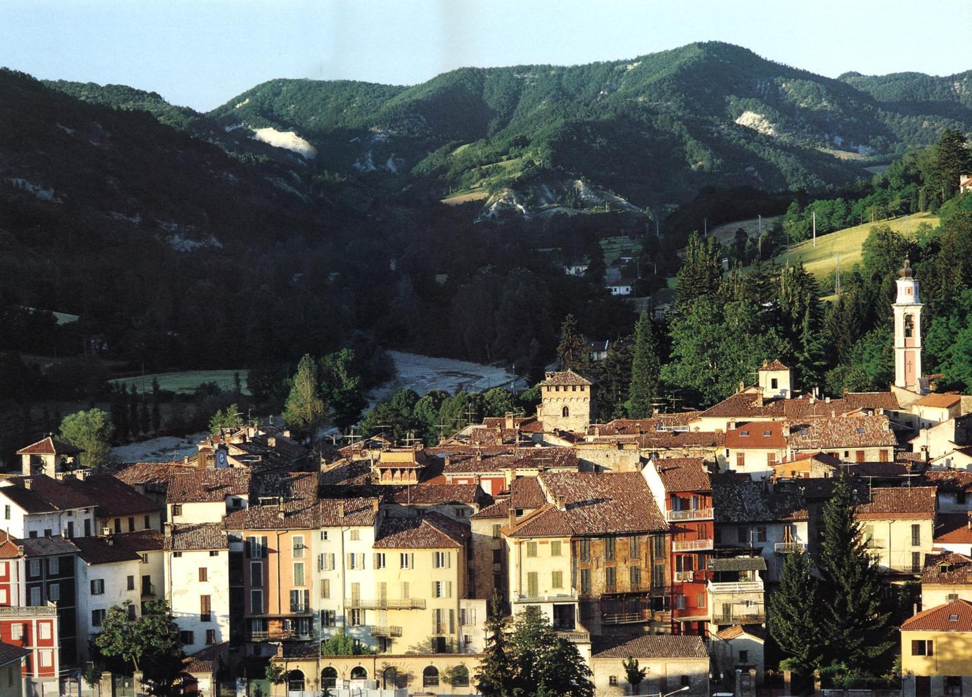 Casavacanzedezza Montecalvo Versiggia Dış mekan fotoğraf