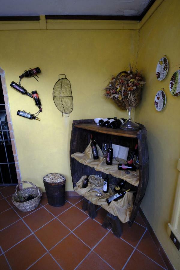 Casavacanzedezza Montecalvo Versiggia Dış mekan fotoğraf